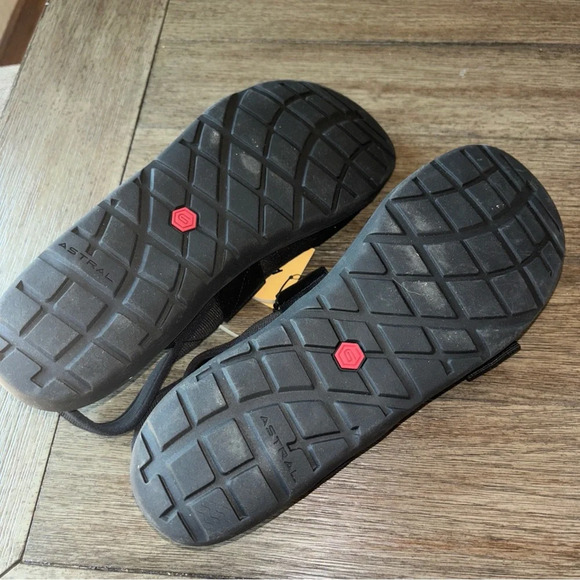 Astral Men's Webber Black Sandals - Picture 5 of 7